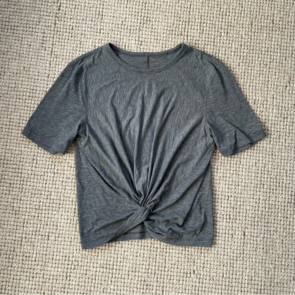 Lululemon Crescent T-Shirt